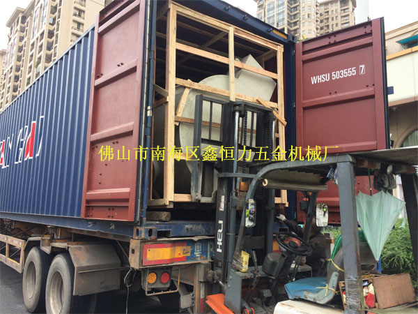 印度客戶(hù)定制蝕刻機(jī)裝柜出貨